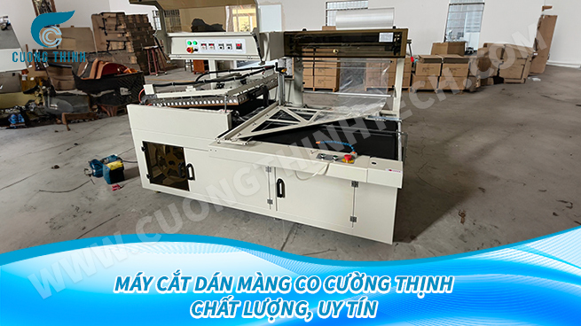 máy cắt dán màng co tự động